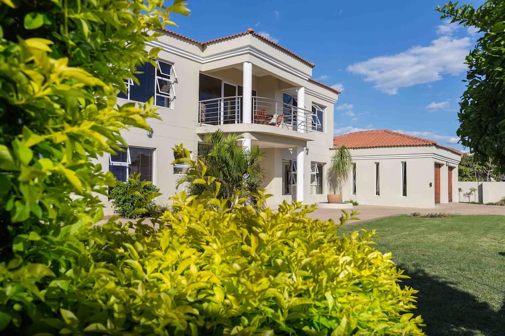 ザ スタジオ ゲスト ハウス 写真