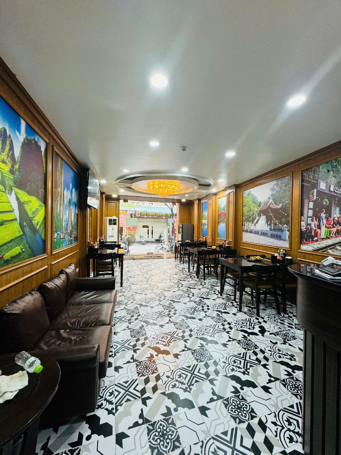 ホリデイ スイーツ ホテル&スパ 写真