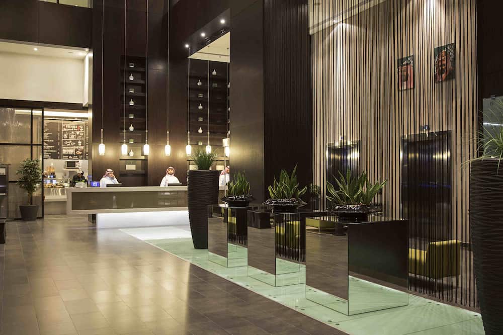 セントロ ワハ バイ ロタナ 写真