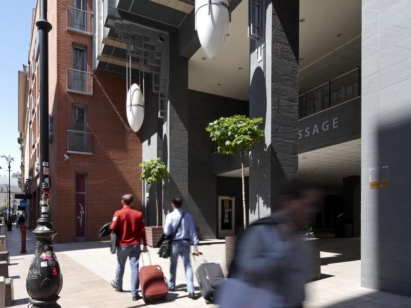 7 シーズンズ アパートメンツ ホテル 写真