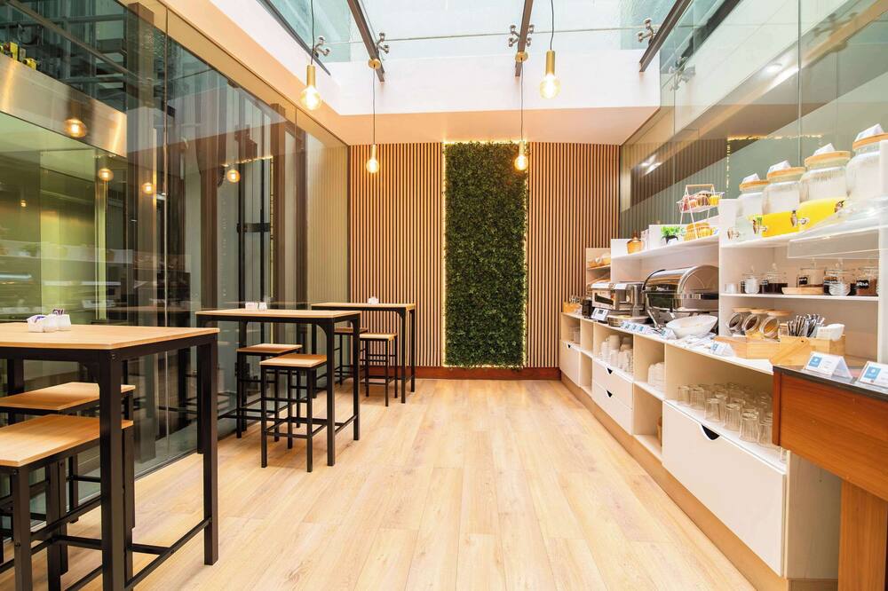 アゾリアニ ブティック, アン アセンド コレクション ホテル 写真