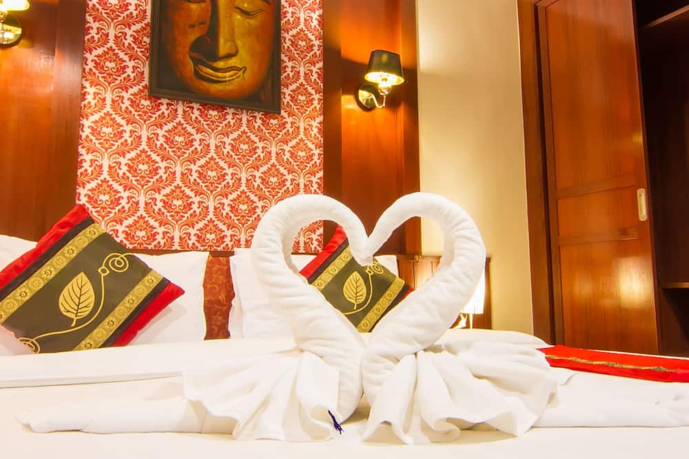 パトン ヘミングウェイズ ホテル 写真