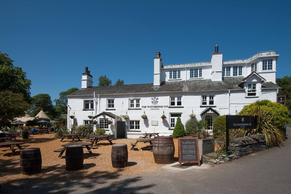 ウォーターエッジイン - インコレクショングループ 写真