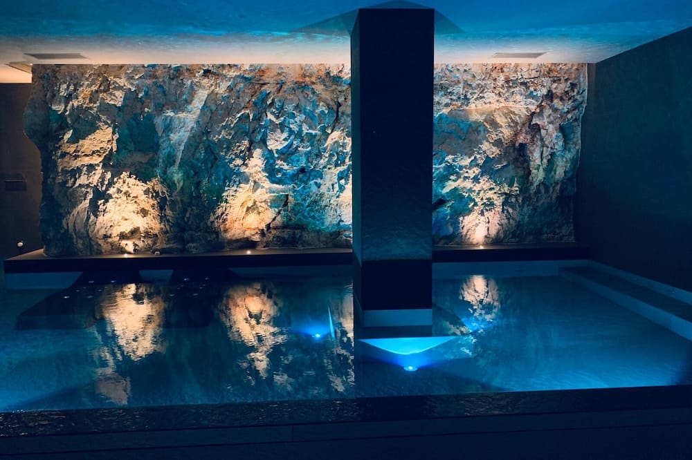 ホテル モンテ サラゴ 写真