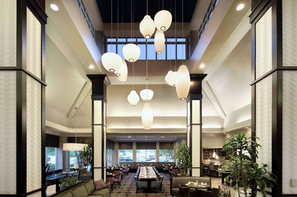 ヒルトン ガーデン イン オーバーン リバーウォッチ 写真