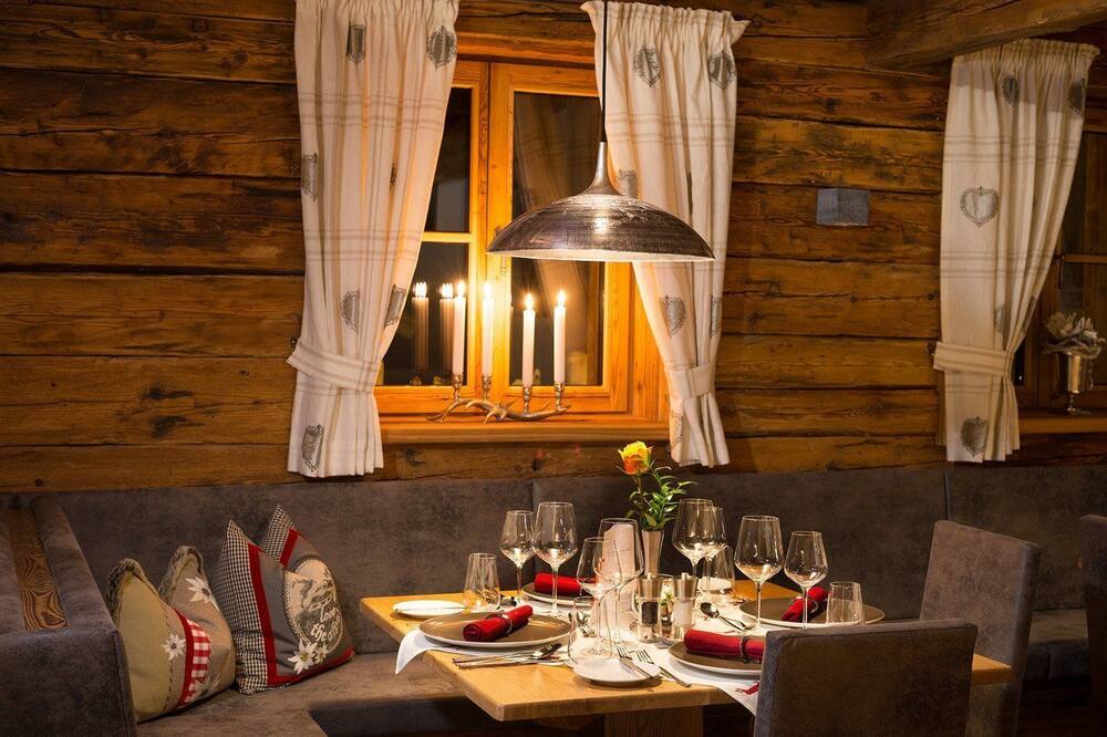 シャレードルフ アウスツァイト 写真