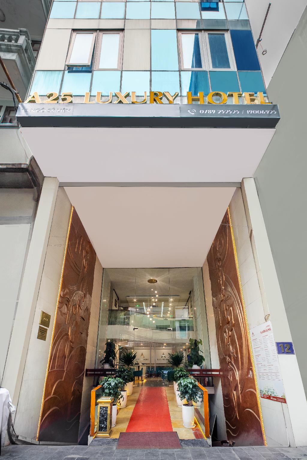 A25 ホテル 12 ンゴ シー リエン 写真