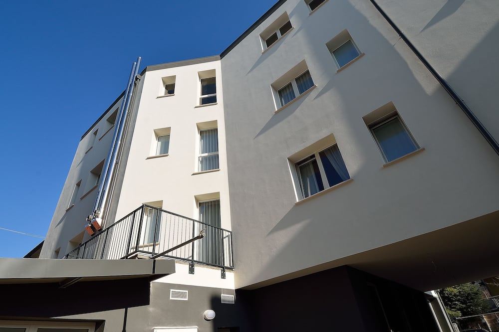 ホテル ヌオーヴァ メストレ 写真