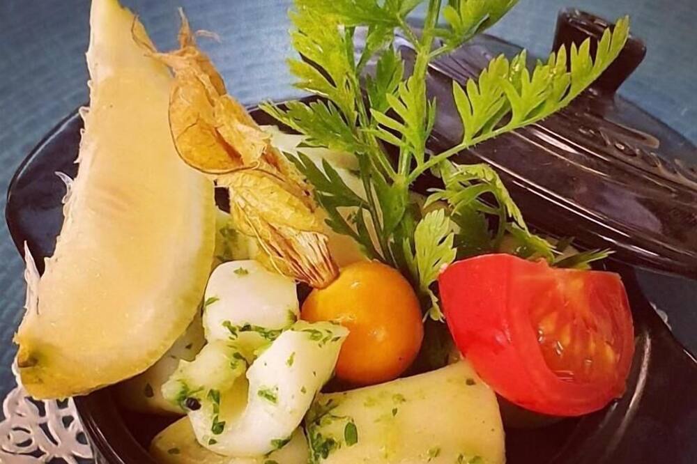 ラ シャルトルーズ ロジス オテル レストラン 写真