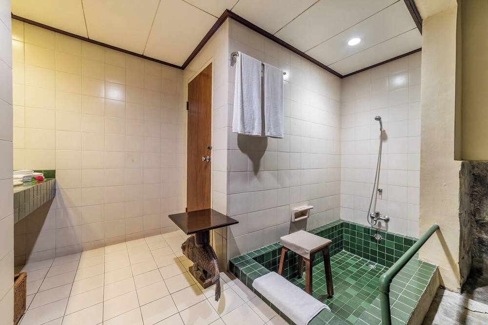 ホテル トゥグ ブリター 写真