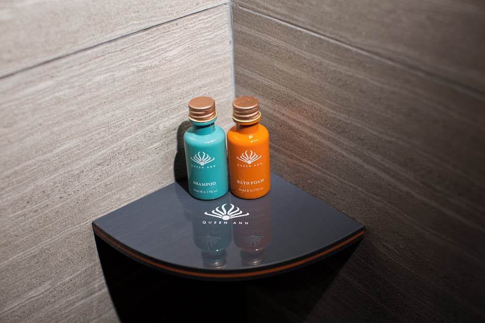 クイーン アン ホテル 写真