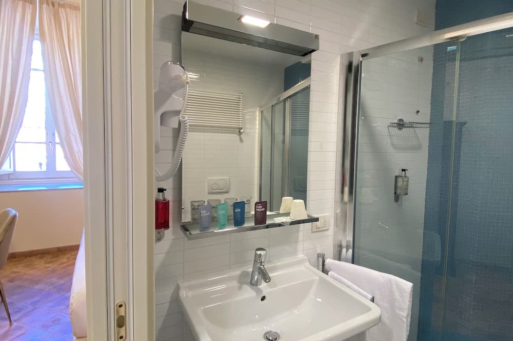 ディーエヌビー ハウス ホテル 写真