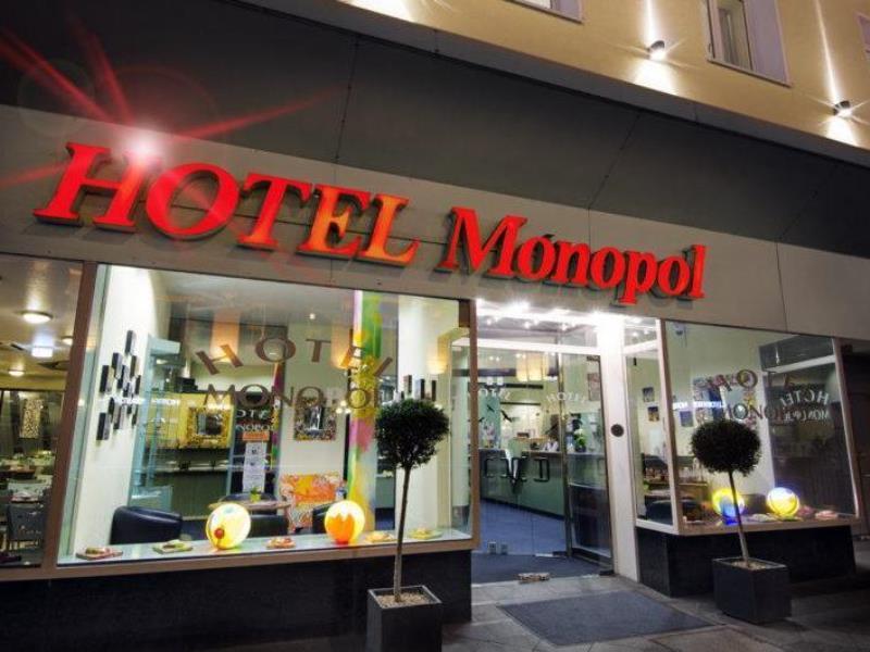 モノポール ホテル 写真