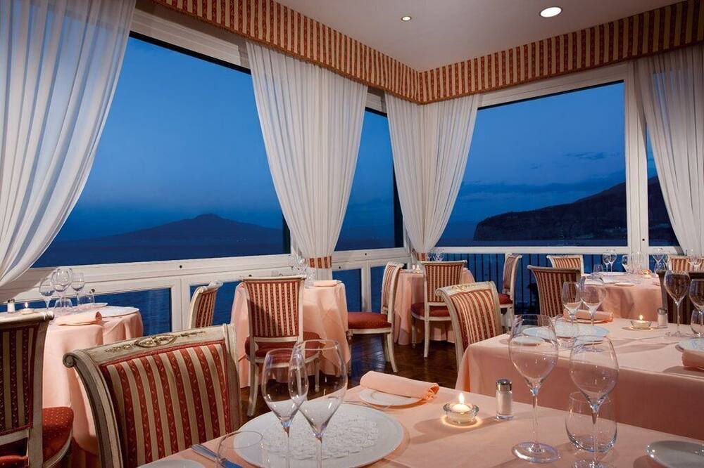 インペリアル ホテル トラモンターノ 写真