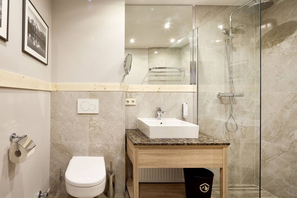 ダス アルペンハウス カチュベルク 1640 写真