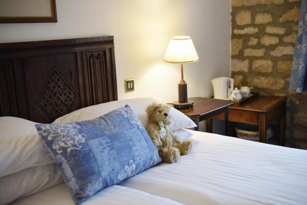 ノエル アームズ ホテル 写真