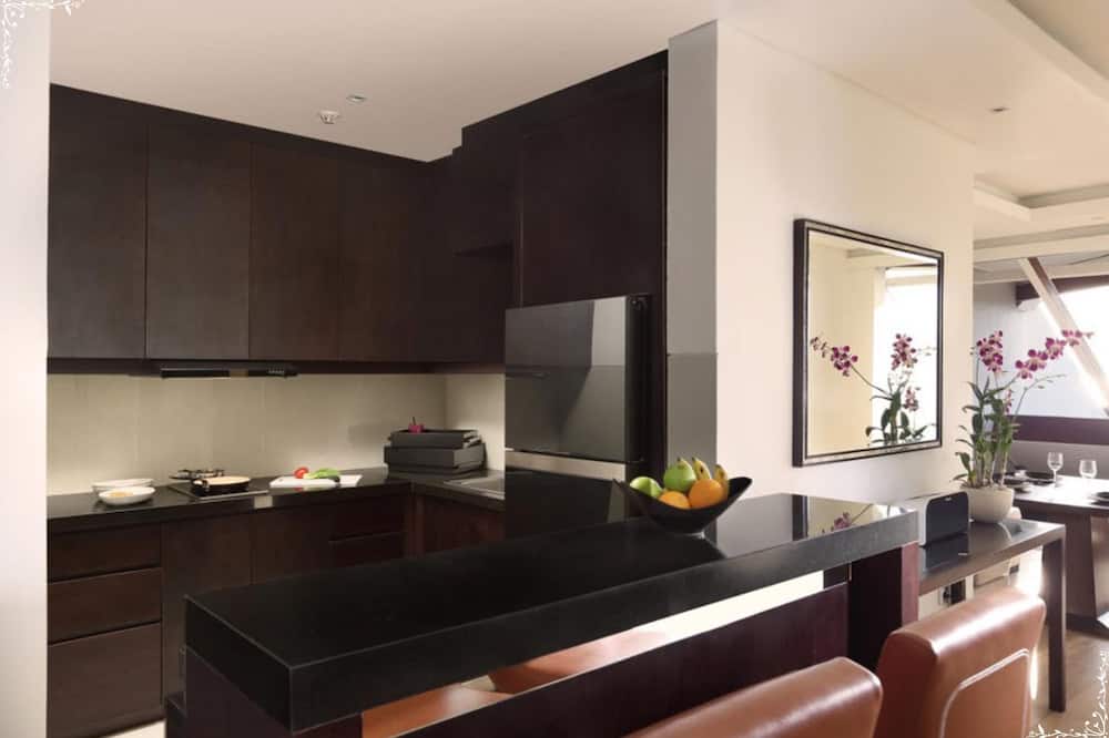 ダブル シックス ラグジャリー ホテル スミニャック 写真