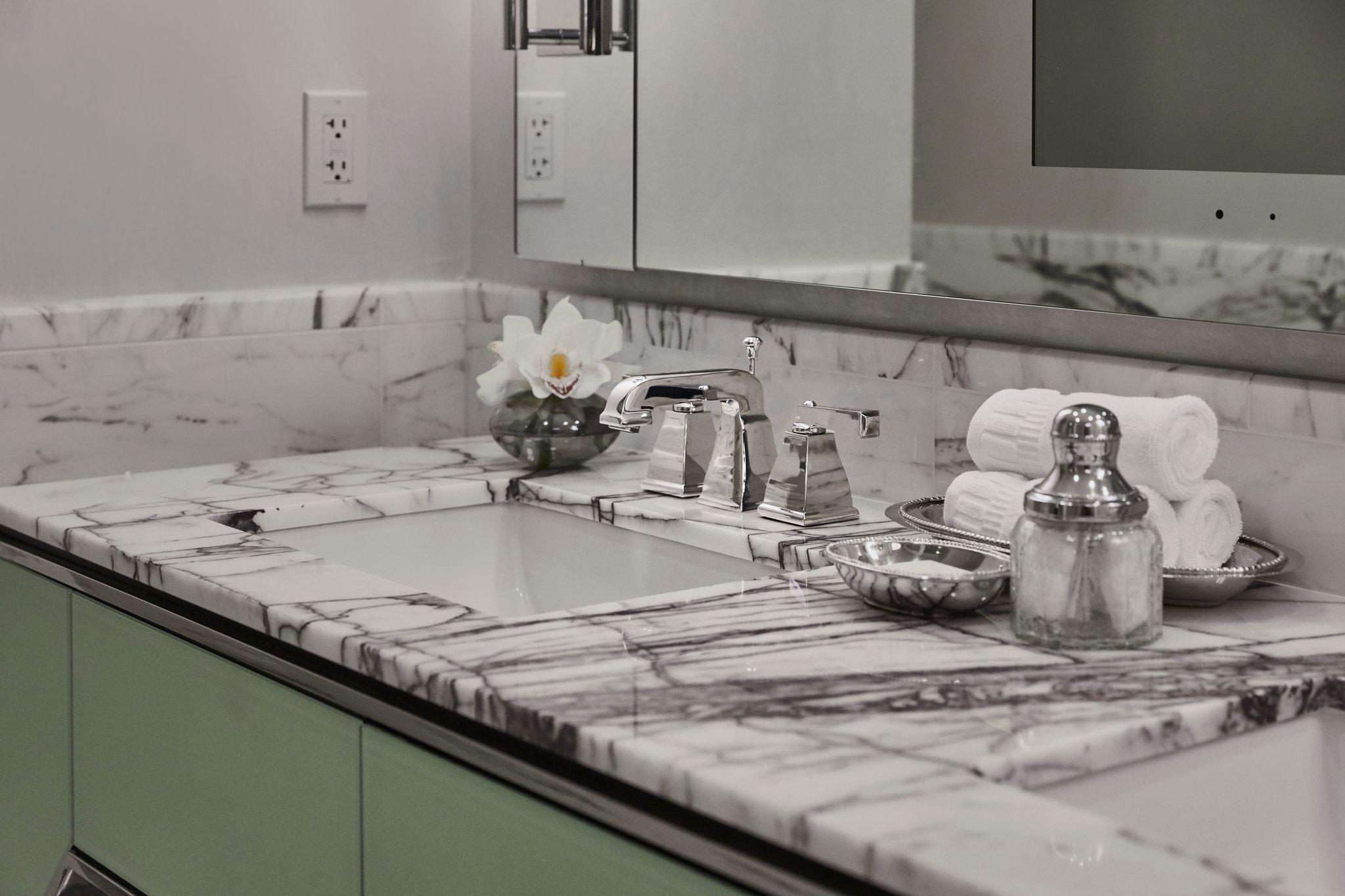 ローズ リージェンシー ホテル ニューヨーク 写真