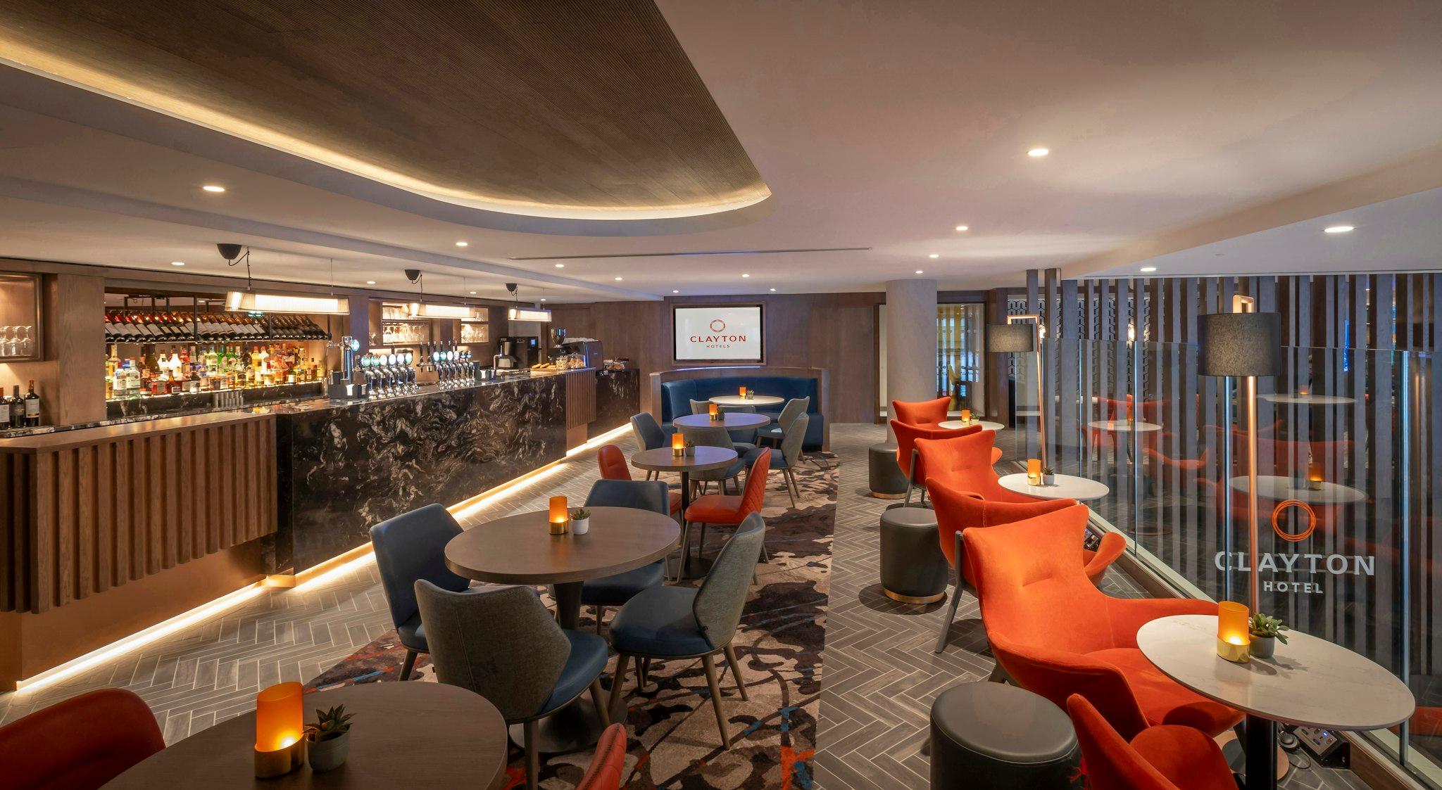 Clayton Hotel Cardiff Lane 写真