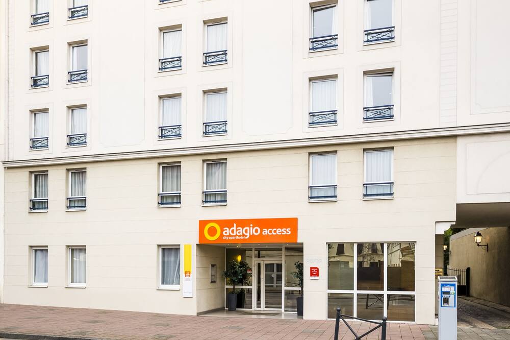 アダジオ アクセス パリ ヴァンヴ ポルト ドゥ ヴェルサイユ アパートホテル 写真