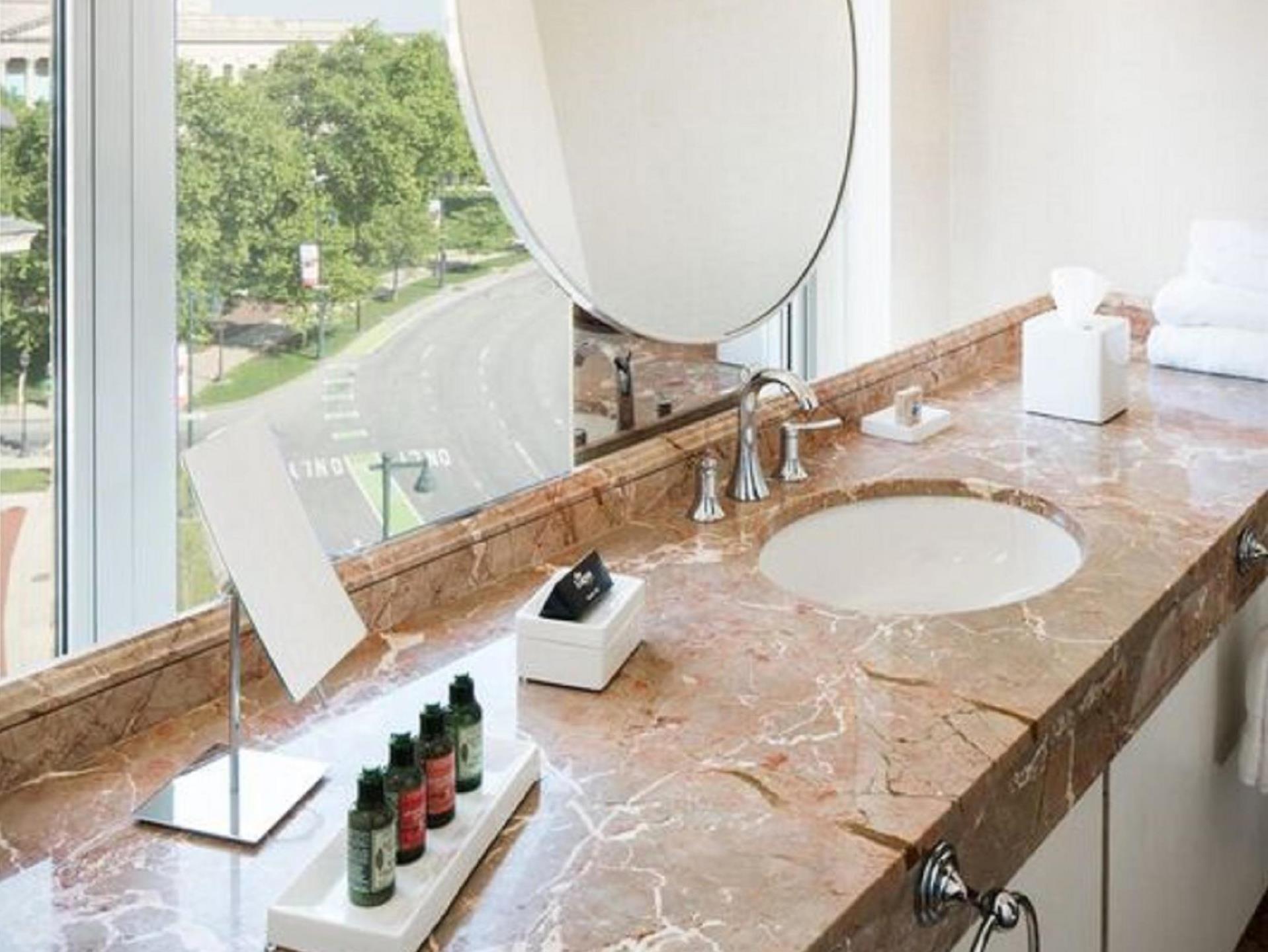 The Logan Philadelphia, Curio Collection by Hilton 写真