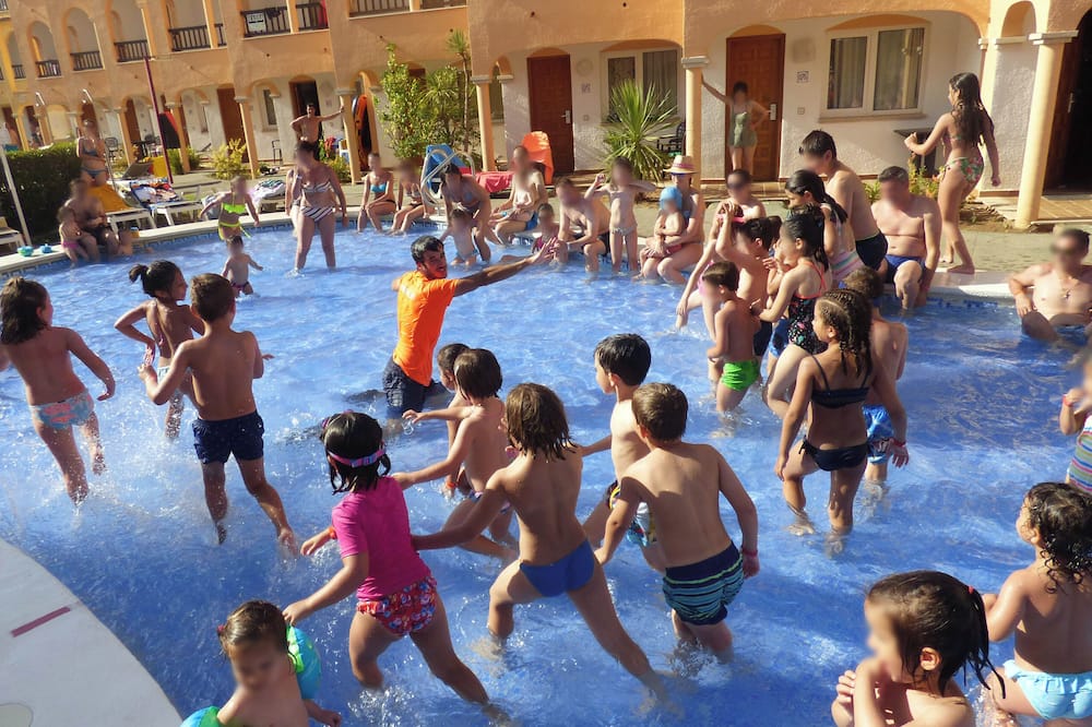 アパルタメントス トゥリスティコス ハルディネス デル プラザ 写真