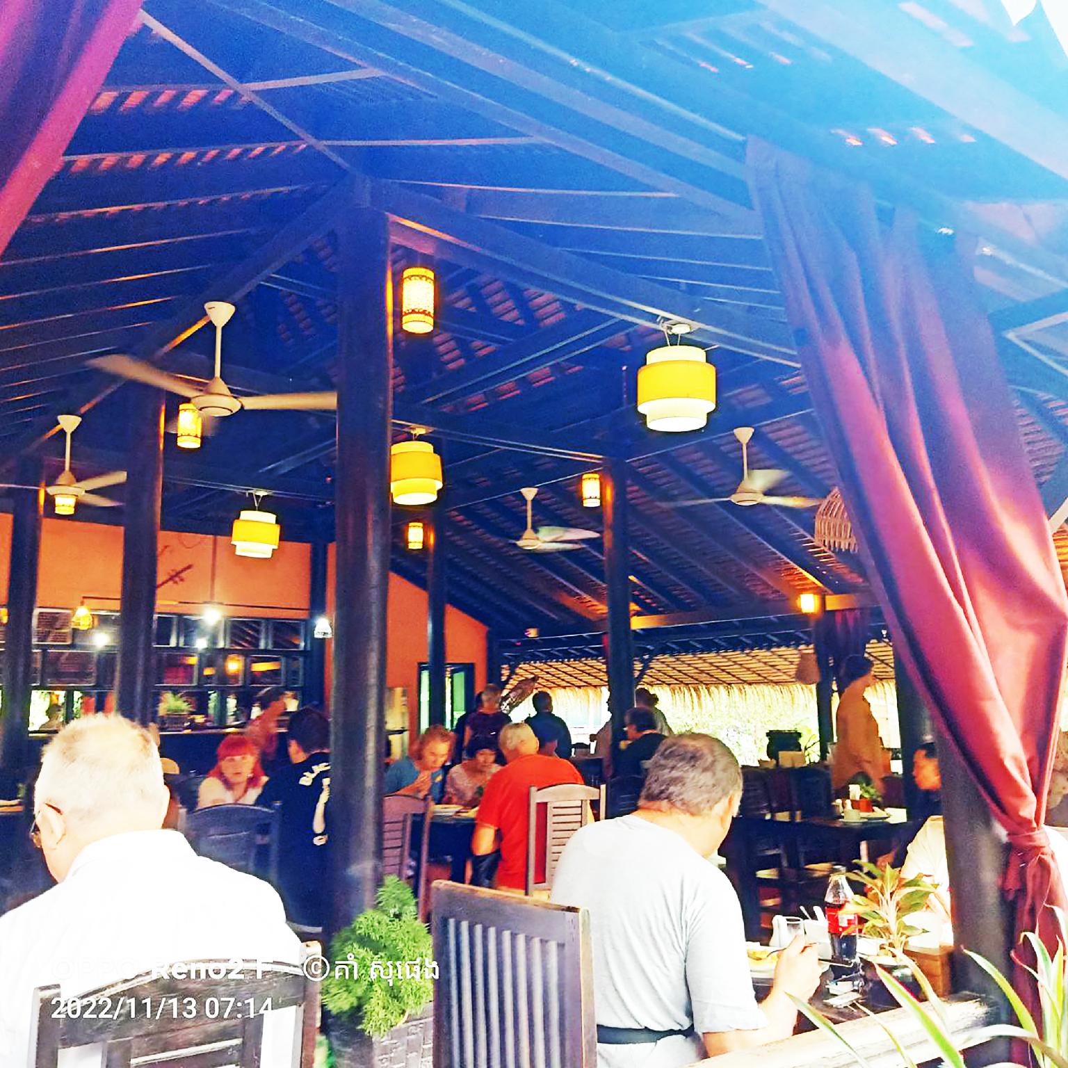 クープレイ ホテル 写真