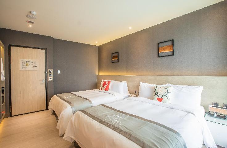 ヴァスティー ホテル 写真