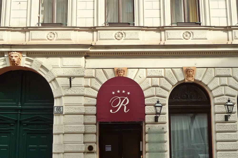 ホテル&アパートメンツ ローゼンスタイナー 写真