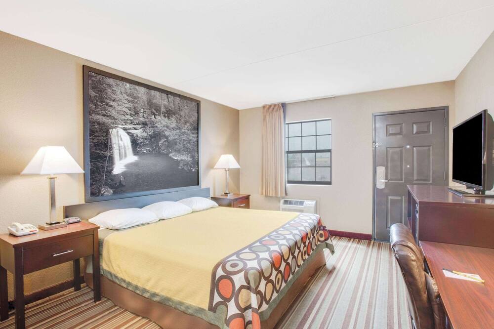 スーパー 8 バイ ウィンダム モリルトン 写真