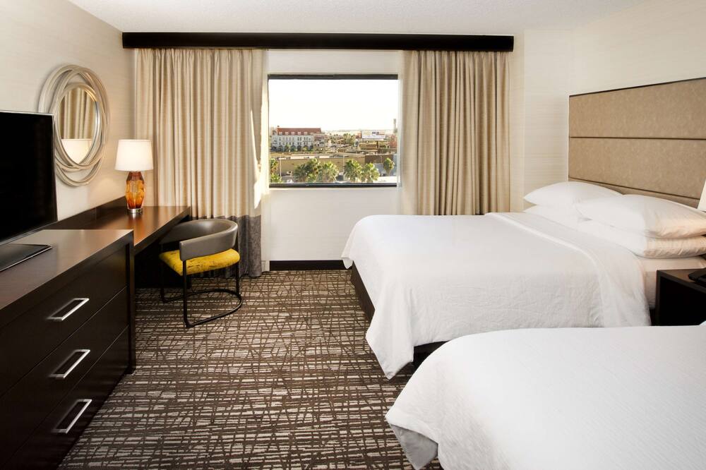 エンバシー スイーツ バイ ヒルトン ラスベガス 写真