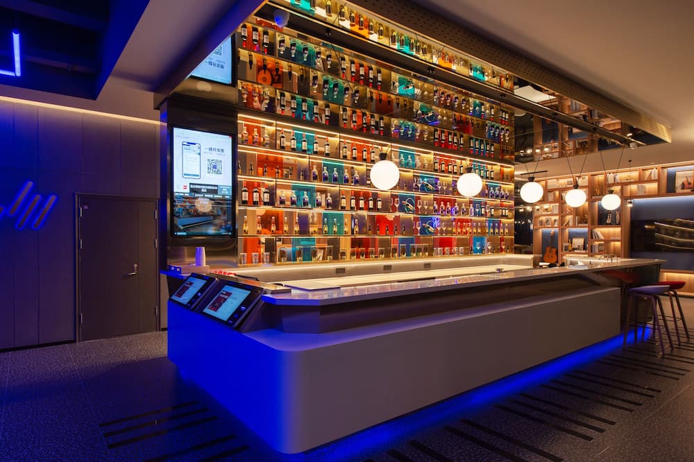 ibis Jiaodong Airport EMU Town Store 写真