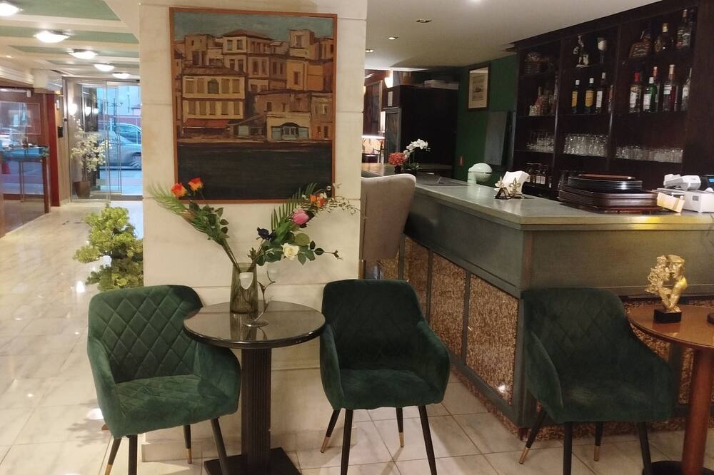 Ephira Hotel 写真