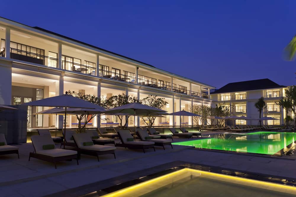 ユー サトーン バンコク 写真