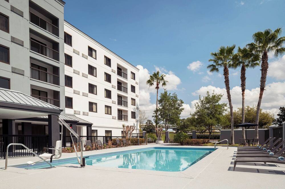 Courtyard by Marriott Jacksonville Butler Boulevard 写真