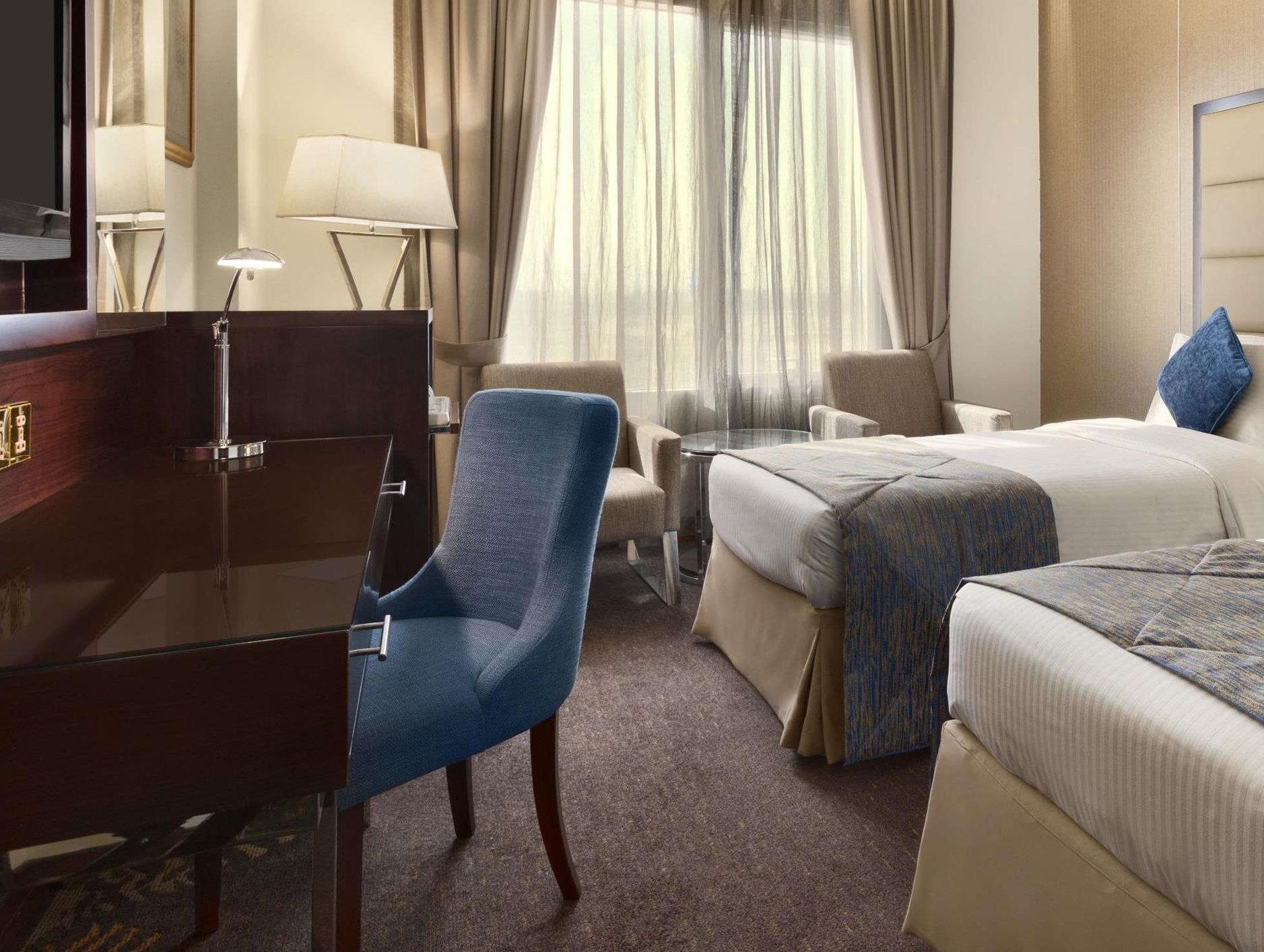 ハワード ジョンソン バイ ウィンダム ブル ドバイ 写真