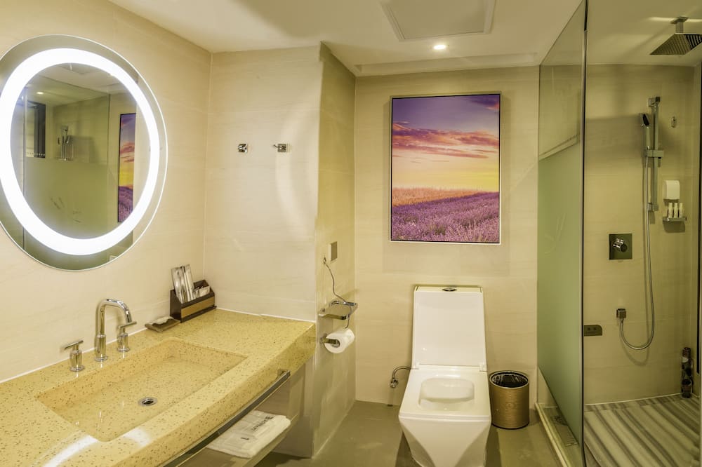 ラヴァンデ ホテル 青島  ウーシュ プラザ ブランチ 写真