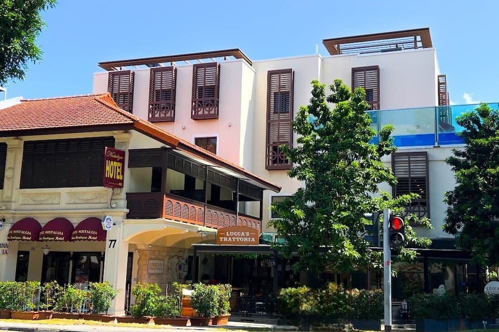 ノスタルジア ホテル 写真