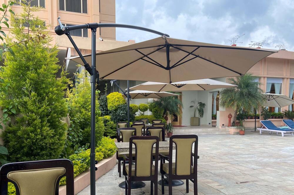 ザ エベレスト ホテル 写真