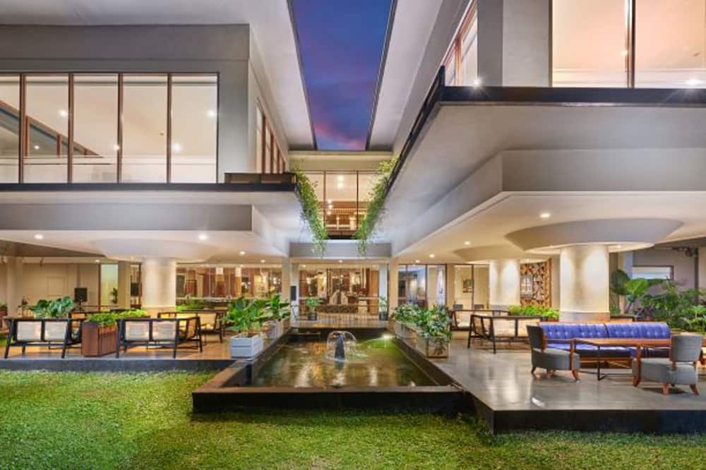 ザ ロイヤル クラカタウ ホテル 写真