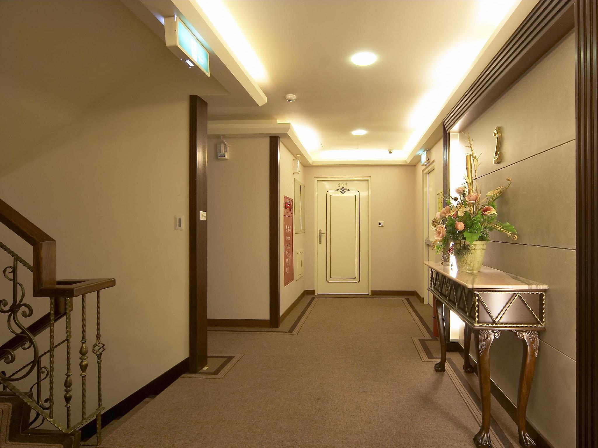 ウーゾウ ホテル 写真