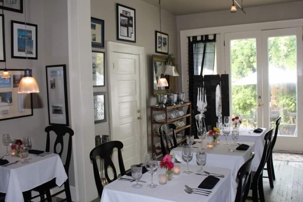 ホープ アンド グローリー イン アンド ヴィンヤード 写真