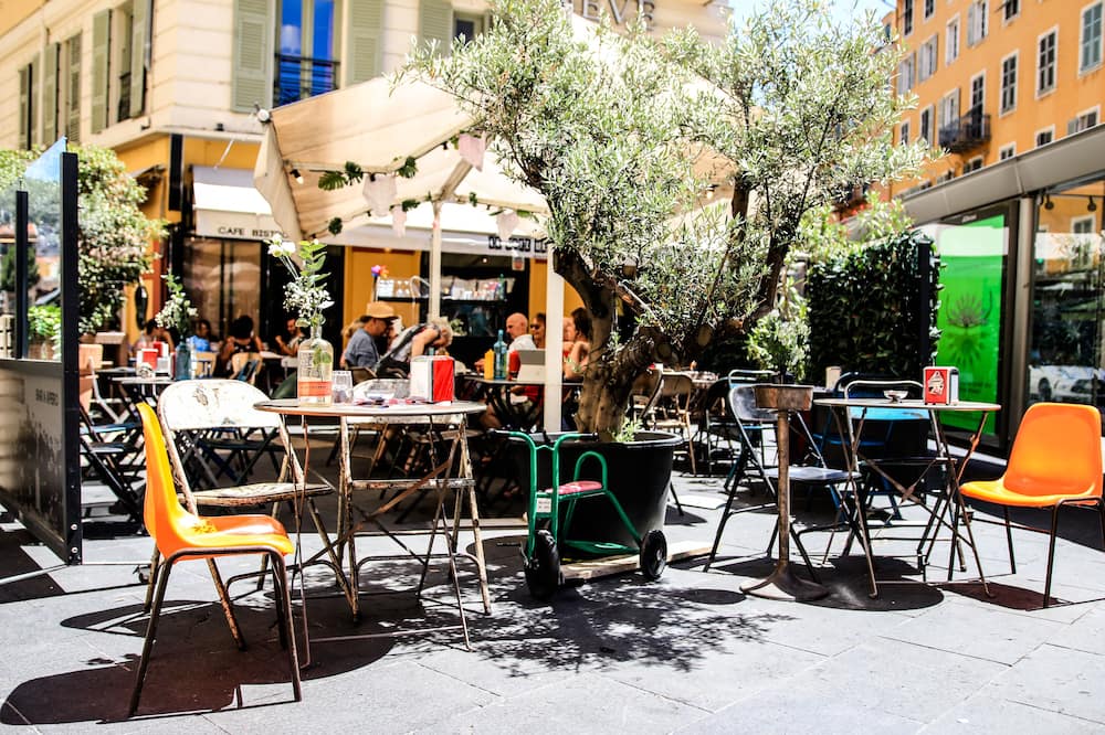 ホテル ル ジー 旧：ル ジュヌーヴ 写真