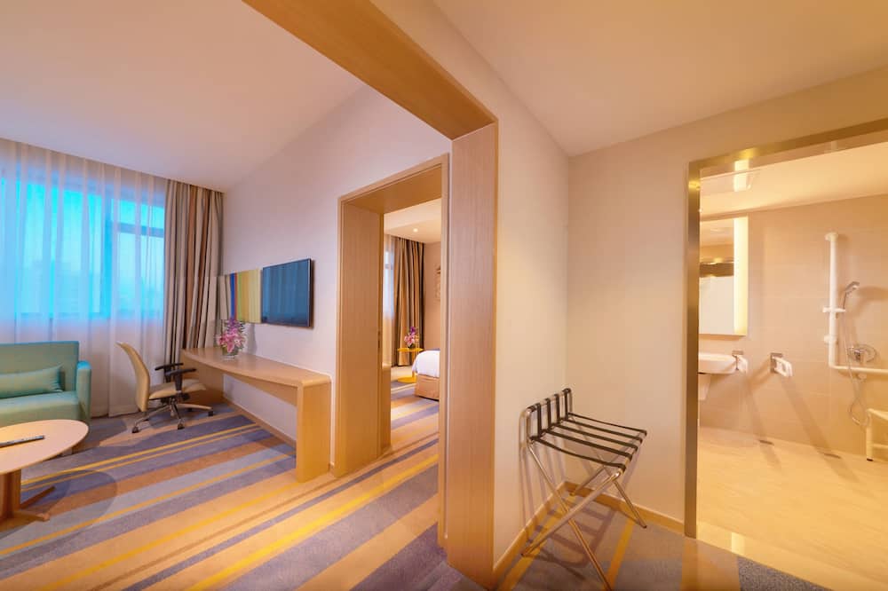 ホリデイ イン エクスプレス シャンハイ ジェンピン バイ IHG 写真