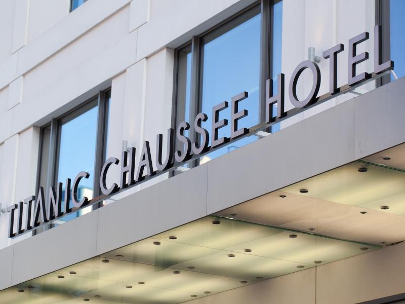 タイタニック シャウゼー ベルリン 写真