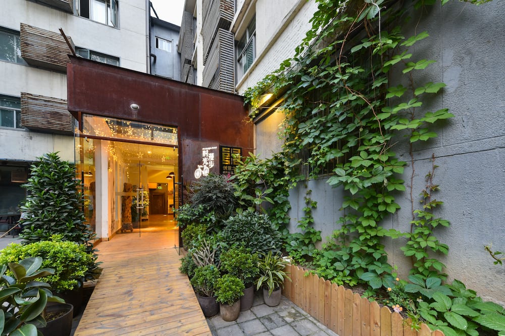 ノスタルジア ホテル 北京 ヨンフ ラマ (時光漫歩懐旧主題酒店 北京雍和宮南銅鑼鼓巷店) 写真