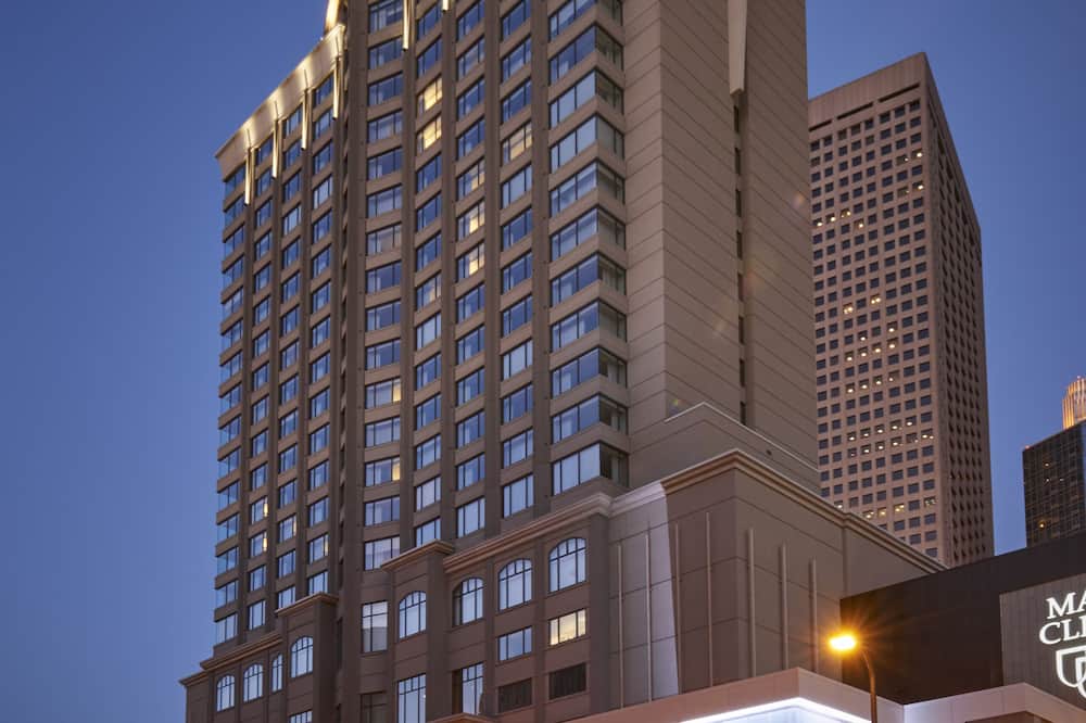 The Lofton Hotel Minneapolis, Tapestry Collection by Hilton 写真
