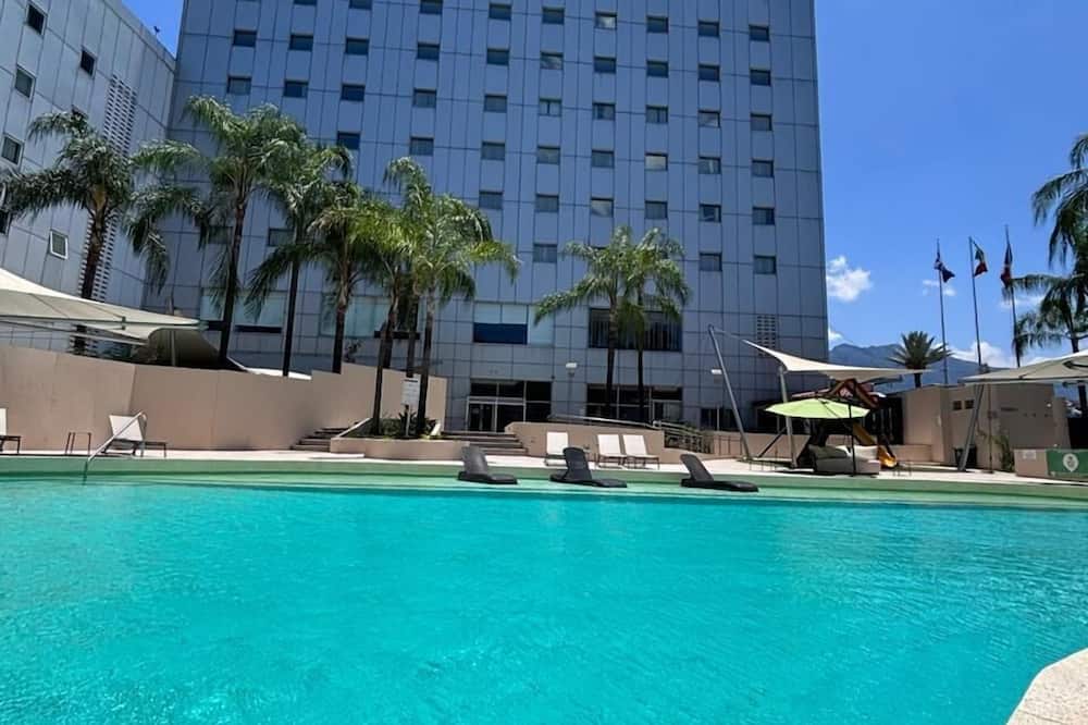 ノボテル モンテレー ヴァッレ 写真