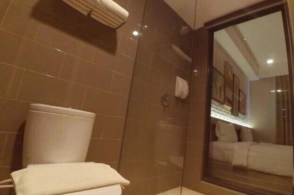 エクスプレシア ホテル マカッサル 写真