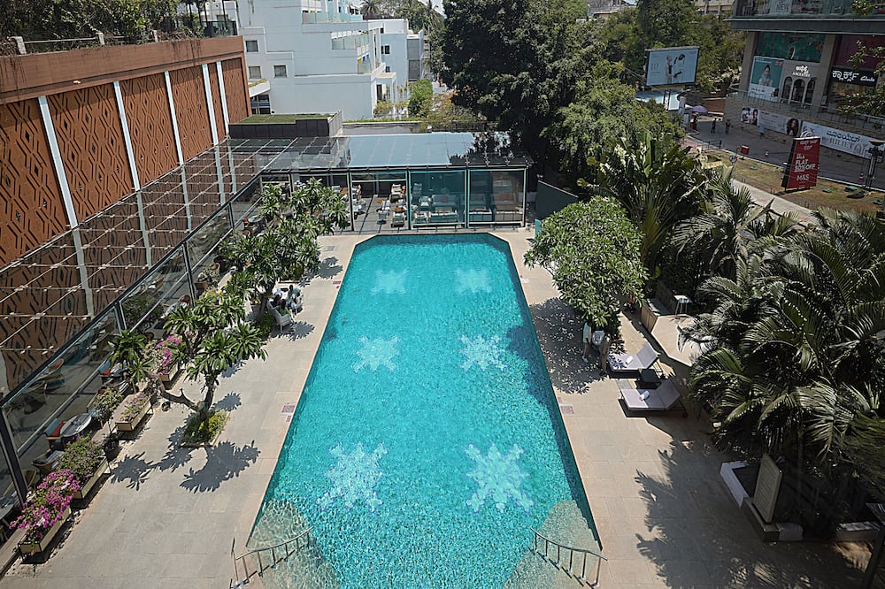 タージ MG ロード 写真